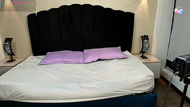 GabySweett  online show from December 3, 12:04 pm