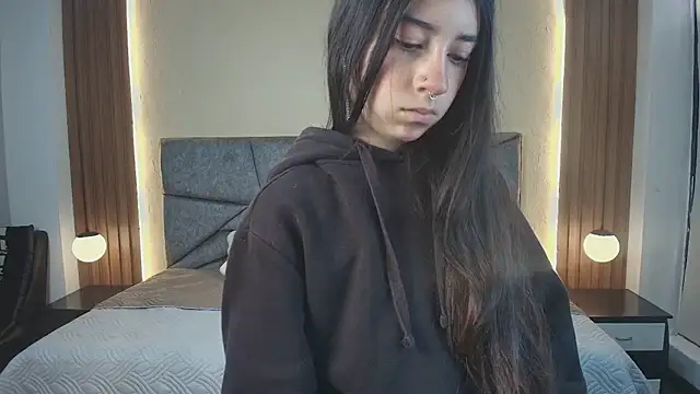 GabySweett  online show from April 27, 2:48 pm