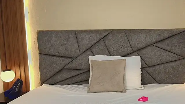 GabySweett  online show from March 24, 1:44 pm