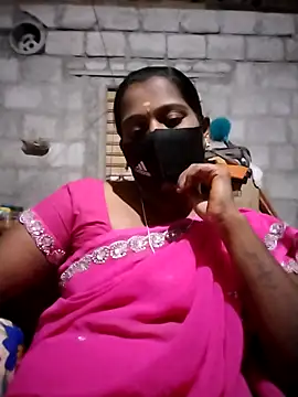 Snapshot of Tamil_Hot_Sandy chatting on November 12, 4:00 pm Tamil Hot Sandy online show from November 12, 4:00 pm