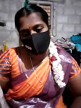 Tamil Hot Sandy online show from January 5, 5:38 pm