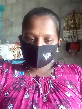 Snapshot of Tamil_Hot_Sandy chatting on October 5, 6:04 am Tamil Hot Sandy online show from October 5, 6:04 am