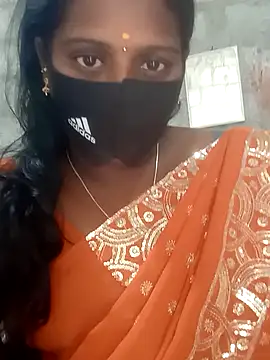 Snapshot of Tamil_Hot_Sandy chatting on November 7, 6:18 am Tamil Hot Sandy online show from November 7, 6:18 am