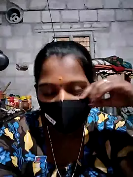 Snapshot of Tamil_Hot_Sandy chatting on November 30, 5:36 pm Tamil Hot Sandy online show from November 30, 5:36 pm