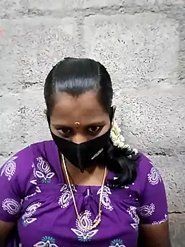 Tamil Hot Sandy online show from June 6, 5:40 pm