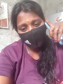 Snapshot of Tamil_Hot_Sandy chatting on November 11, 5:13 am Tamil Hot Sandy online show from November 11, 5:13 am