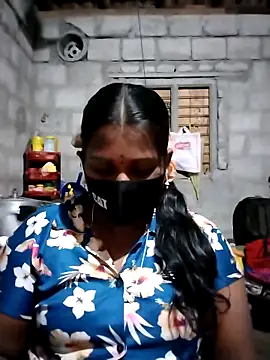 Tamil Hot Sandy online show from February 6, 6:37 pm