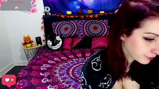 Gladyce Foxy online show from December 1, 2:29 pm