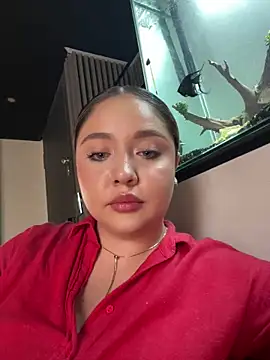 Snapshot of Angelina_velvett chatting on October 17, 9:27 pm Angelina velvett online show from October 17, 9:27 pm