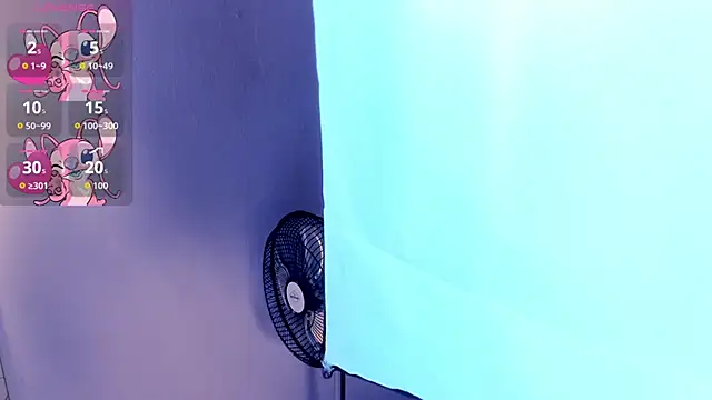 Caroline Millerr online show from November 8, 9:51 pm