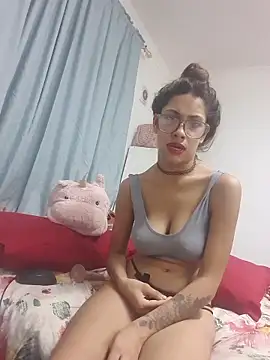 Snapshot of Sexyyeyes244 chatting on February 10, 5:12 pm Sexyyeyes244 online show from February 10, 5:12 pm