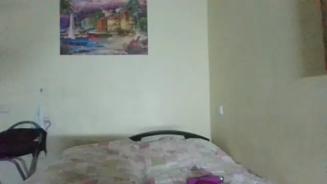 QueenMomyS online show from February 10, 6:29 pm