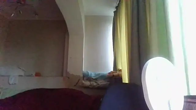 QueenMomyS online show from December 2, 6:26 am