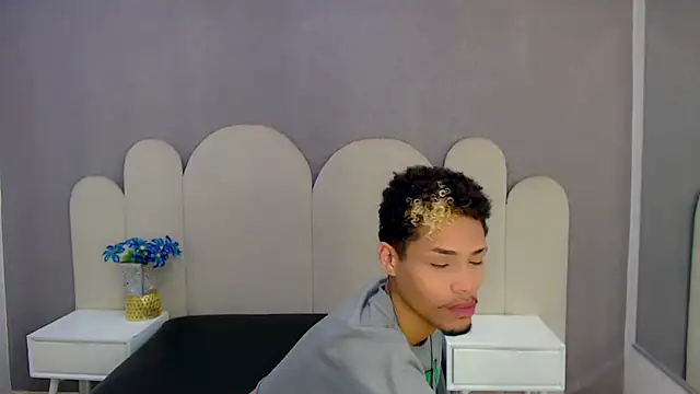 ryan bigcock online show from October 1, 3:22 am