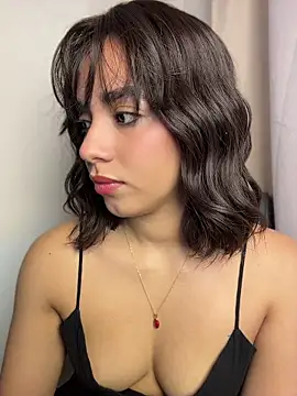 Capricho 01 online show from June 13, 7:12 pm