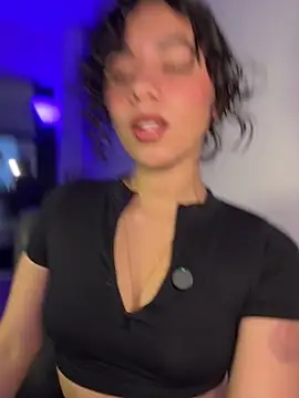Capricho 01 online show from April 30, 8:57 pm