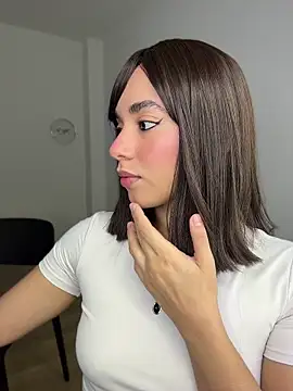 Capricho 01 online show from April 9, 6:03 pm