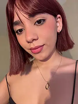 Capricho 01 online show from November 19, 6:52 pm