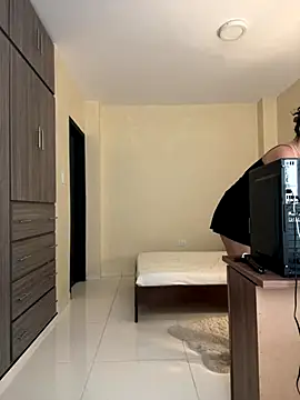 Capricho 01 online show from October 25, 12:39 pm