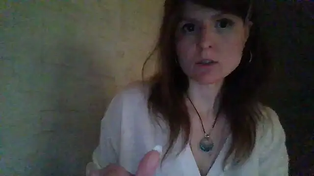 Arivonne online show from February 5, 9:32 pm