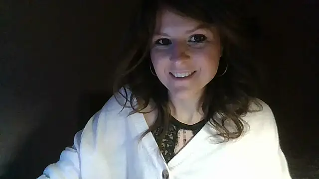 Arivonne online show from February 8, 3:21 pm