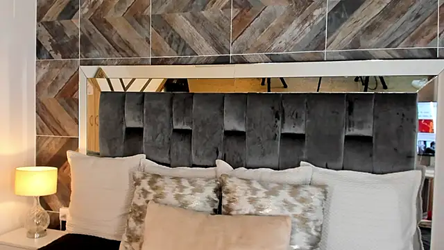 NaylaGrey online show from October 29, 11:42 am