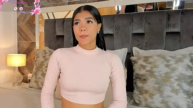 NaylaGrey online show from November 6, 11:58 am