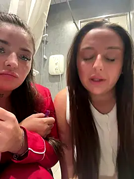 Playfulvixen25 online show from November 20, 12:44 am