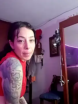 Snapshot of pinklajokr chatting on November 17, 4:00 pm pinklajokr online show from November 17, 4:00 pm