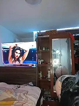 pinklajokr online show from April 1, 1:34 pm