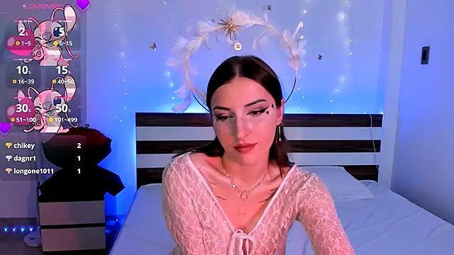 AmyVilvet  online show from October 31, 9:11 pm