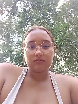 young dairy01 online show from December 22, 12:05 pm