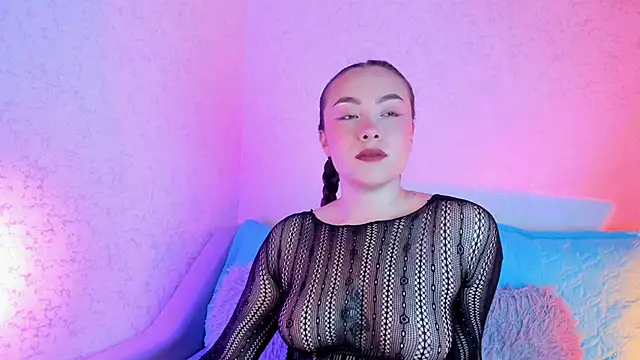 MAGIC VERA online show from November 18, 11:35 am