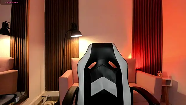 Snapshot of MAGIC_VERA chatting on February 5, 2:02 pm MAGIC VERA online show from February 5, 2:02 pm