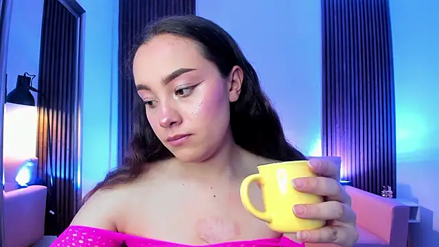 Snapshot of MAGIC_VERA chatting on February 18, 3:30 pm MAGIC VERA online show from February 18, 3:30 pm