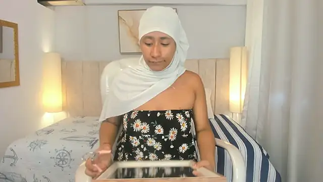 Ridwana Haddad online show from November 21, 2:27 pm