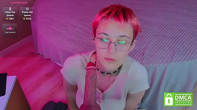 Sharlikiss online show from October 29, 5:45 pm