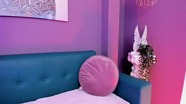 Alessiia   online show from December 2, 3:07 am