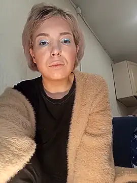 Conny Shellie online show from December 17, 10:59 pm