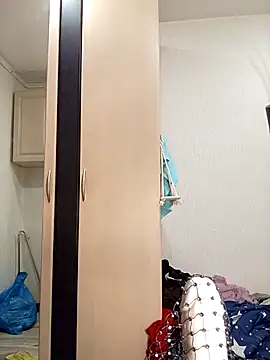 Conny Shellie online show from February 5, 10:00 am