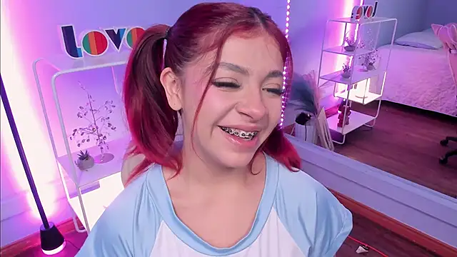 KathiaSaenz  online show from November 26, 5:18 am