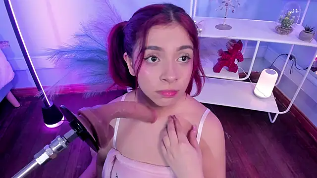 KathiaSaenz  online show from October 10, 4:02 am