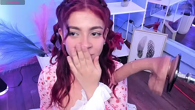 KathiaSaenz  online show from November 7, 4:39 am