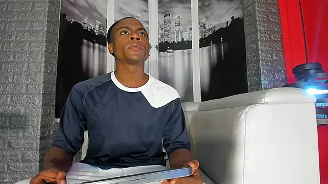 Snapshot of george_lance chatting on October 16, 3:48 am george lance online show from October 16, 3:48 am