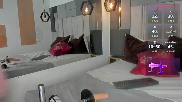 NoahVidall online show from October 31, 6:32 am