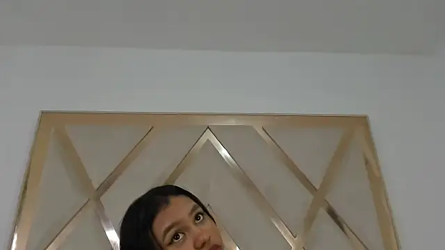 Snapshot of indiraasm chatting on November 13, 2:04 am indiraasm online show from November 13, 2:04 am