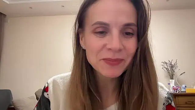 Snapshot of AnnieLove7722 chatting on October 9, 9:48 pm AnnieLove7722 online show from October 9, 9:48 pm