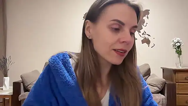 AnnieLove7722 online show from November 29, 8:20 pm