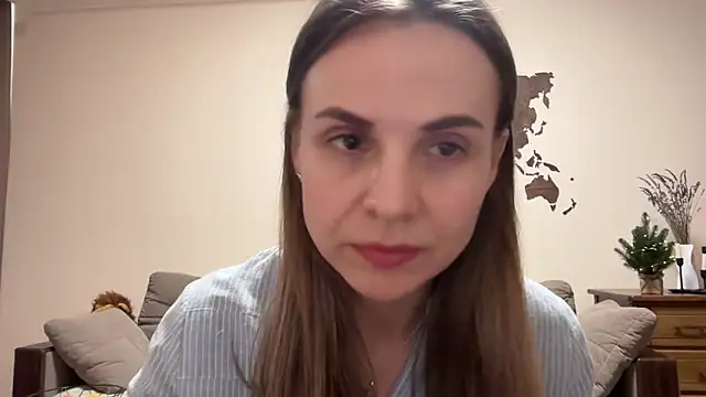 AnnieLove7722 online show from December 17, 11:59 am