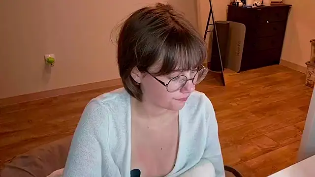 Snapshot of ExitedTroth chatting on July 1, 7:03 pm ExitedTroth online show from July 1, 7:03 pm
